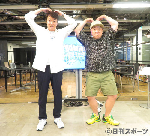 「加藤浩次のちゃっかりバズってます!!」でメインMCを務める加藤浩次(左)とゲスト出演した山本圭壱