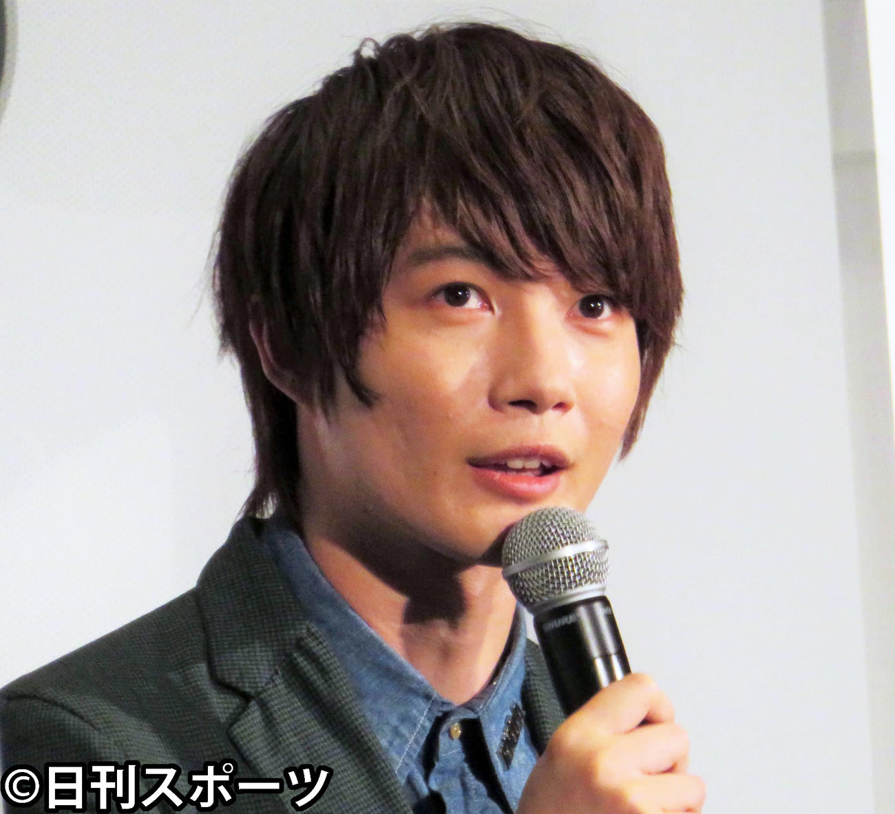 アニメ映画「100日間生きたワニ」（上田慎一郎、ふくだみゆき監督）の初日舞台あいさつに出席した神木隆之介（撮影・三須佳夏）
