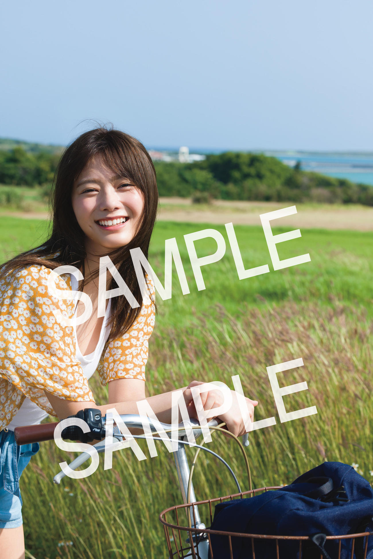 櫻坂46田村保乃ファースト写真集「一歩目」の書泉限定ポストカード　撮影／Takeo Dec．