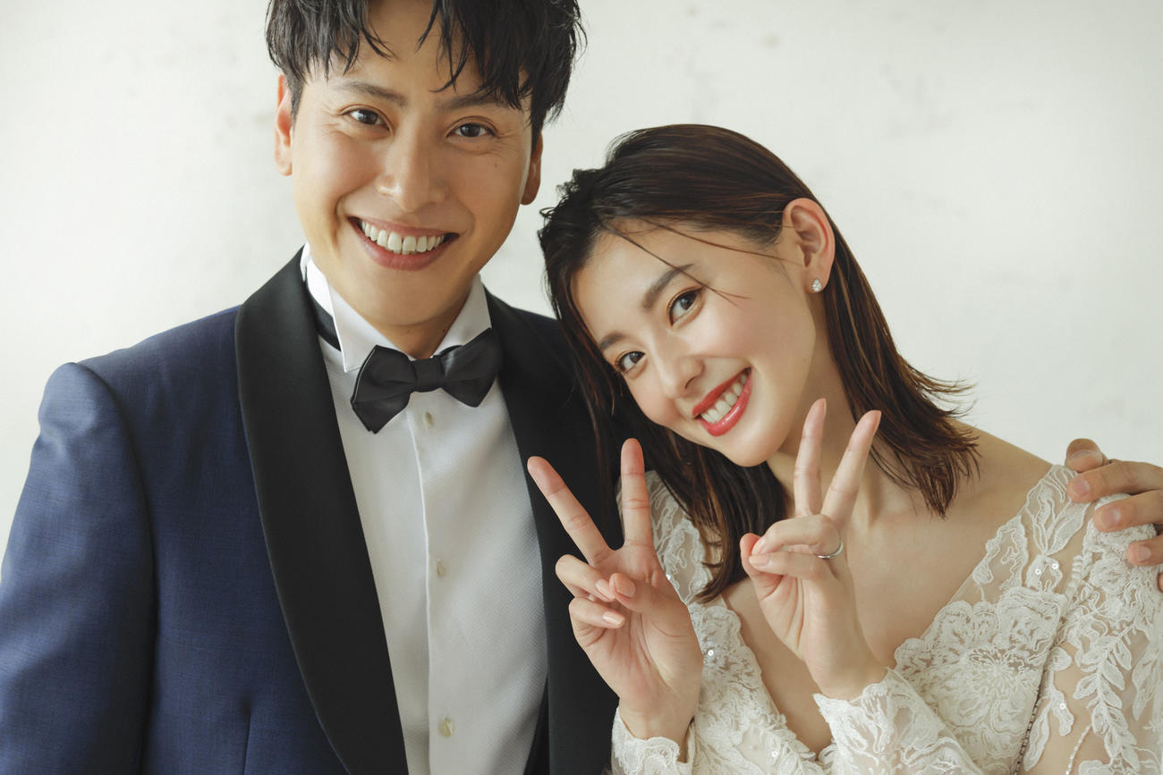 結婚を発表した三代目　J SOUL BROTHERS山下健二郎（左）と朝比奈彩
