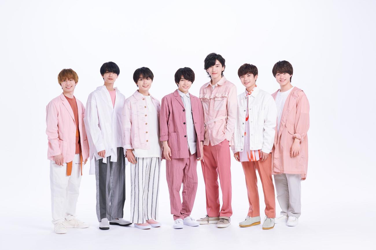 なにわ男子。左から藤原丈一郎、高橋恭平、大西流星、西畑大吾、道枝駿佑、長尾謙杜、大橋和也