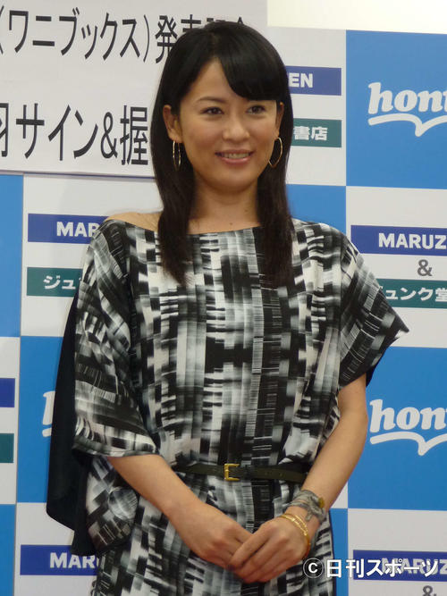 鈴木砂羽（2012年10月撮影）