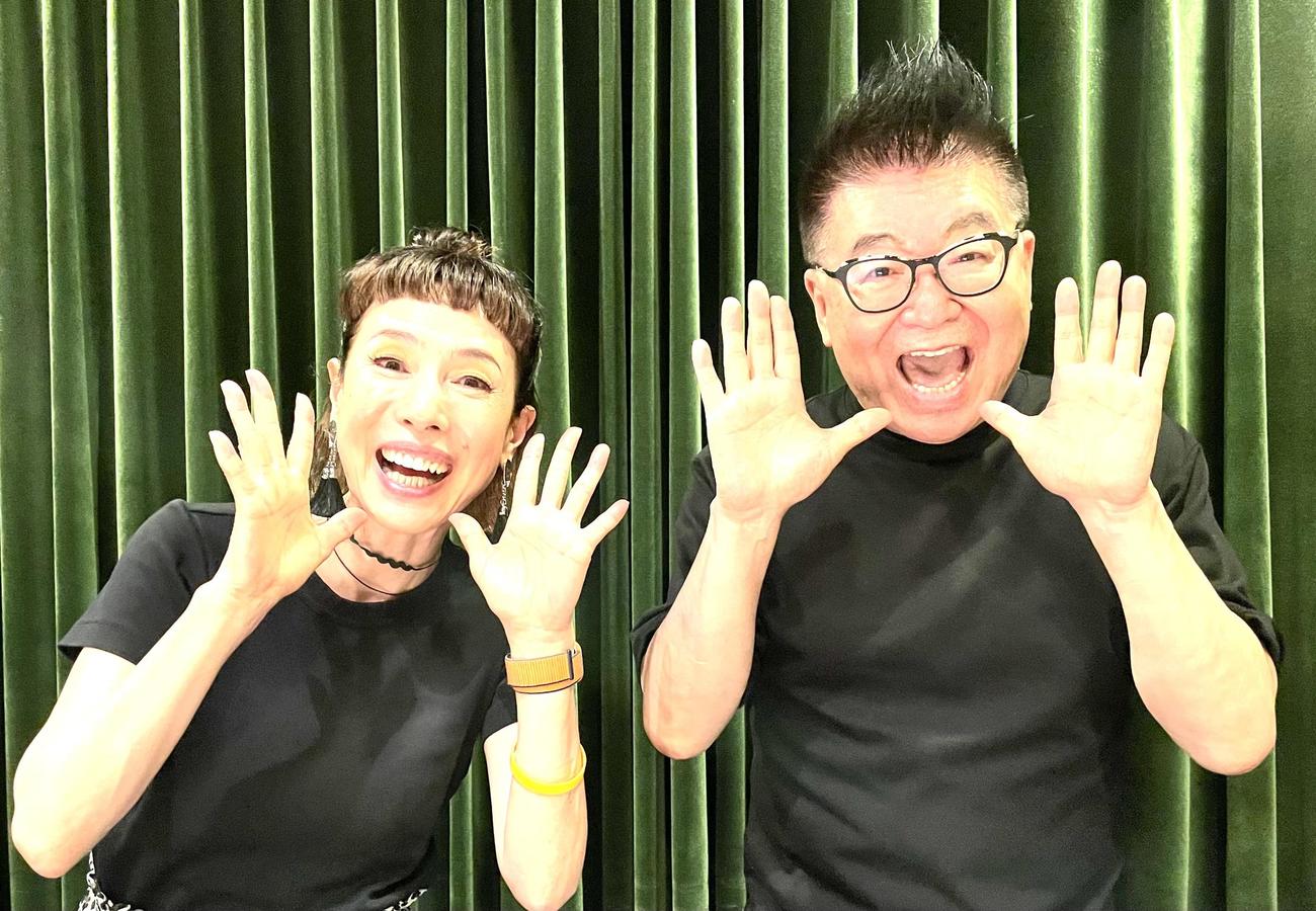 若さいっぱいの63歳の久本雅美（左）と70歳の生島ヒロシ