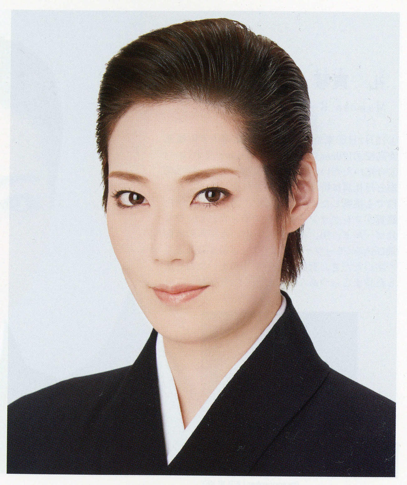 愛月ひかる（2021年度版宝塚おとめより）