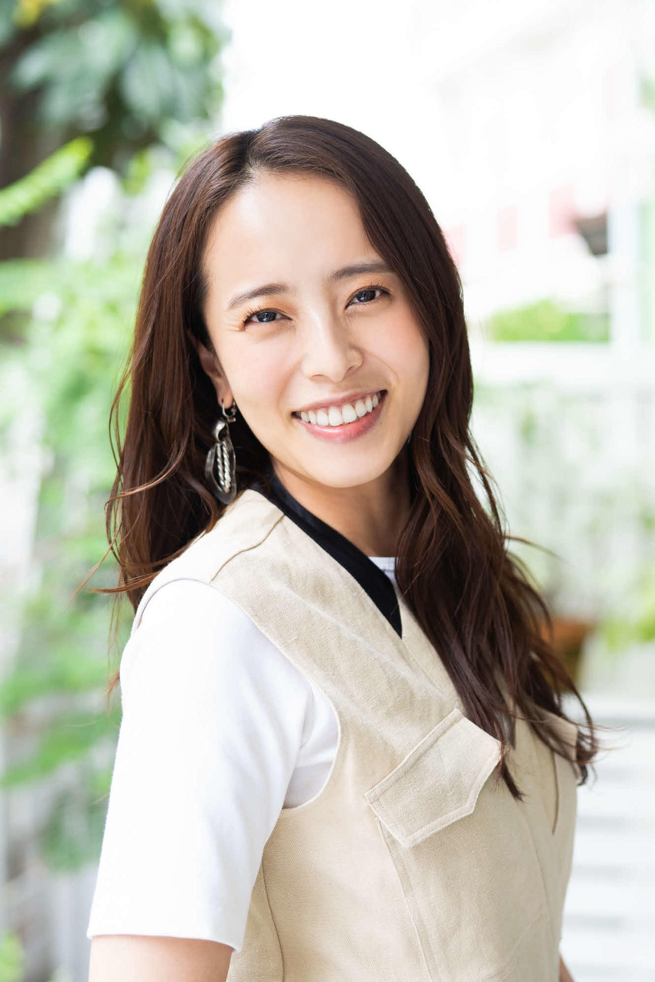 東京五輪ボクシング女子フェザー級に出場した入江聖奈が、鳥取県初の金メダリストになったことを喜ぶ上田まりえ