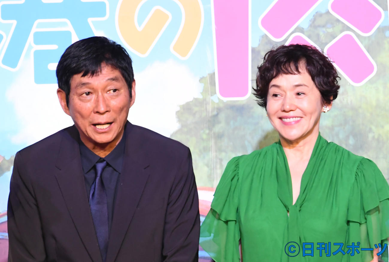 明石家さんまと大竹しのぶ（2021年5月撮影）