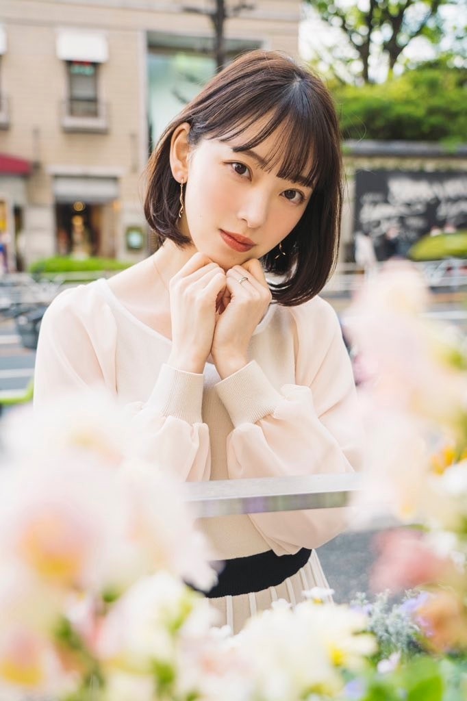 あいにゃんのあざとコーデ「最強モテワンピ」を披露した堀未央奈（「サレタガワのブルー」アメーバオフィシャルブログから）