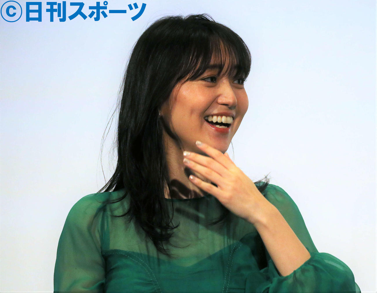 映画『妖怪大戦争ガーディアンズ』の舞台あいさつで笑顔を見せる大島優子（撮影・勝部晃多）