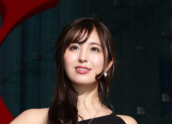柳いろは（17年2月撮影）