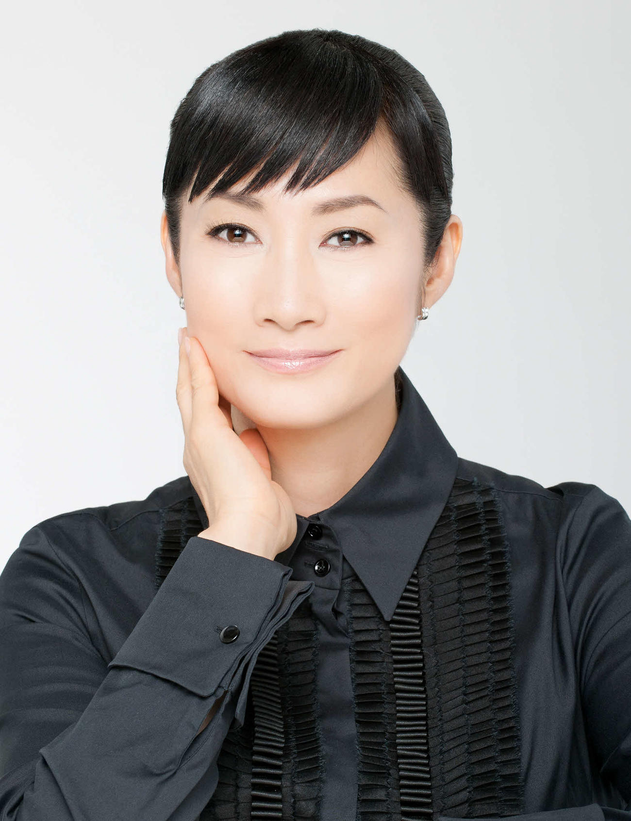 来年上演の舞台「HANA」に出演する余貴美子