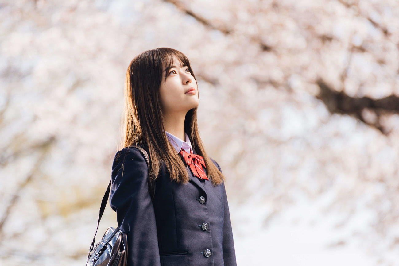 映画「世の中にたえて桜のなかりせば」に宝田明とダブル主演する岩本蓮加