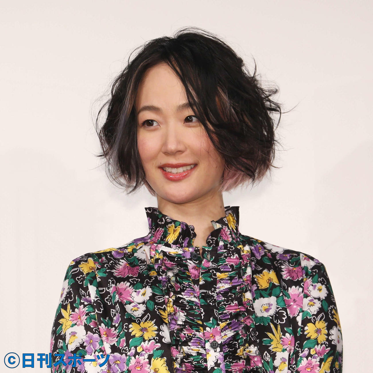 映画「先生、私の隣に座っていただけませんか？」完成報告会で笑顔を見せる黒木華（撮影・勝部晃多）