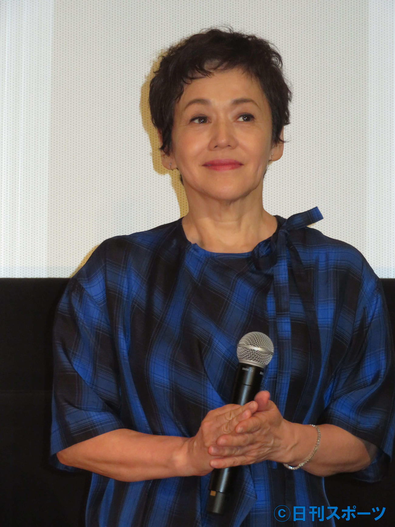 アニメ映画「岬のマヨイガ」初日舞台あいさつに登壇した大竹しのぶ（撮影・村上幸将）
