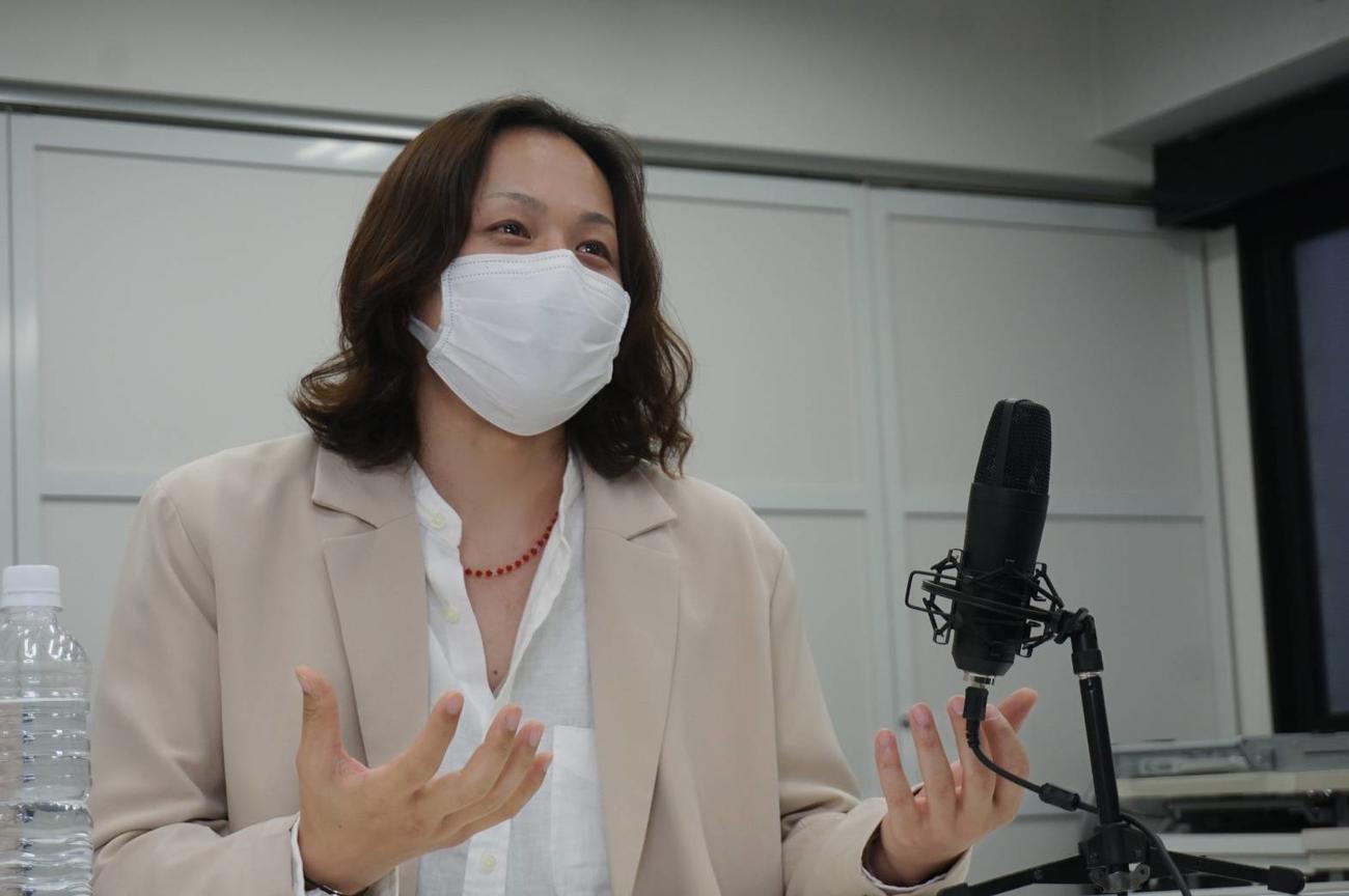 オンライン特別講義を行った荒木宏文