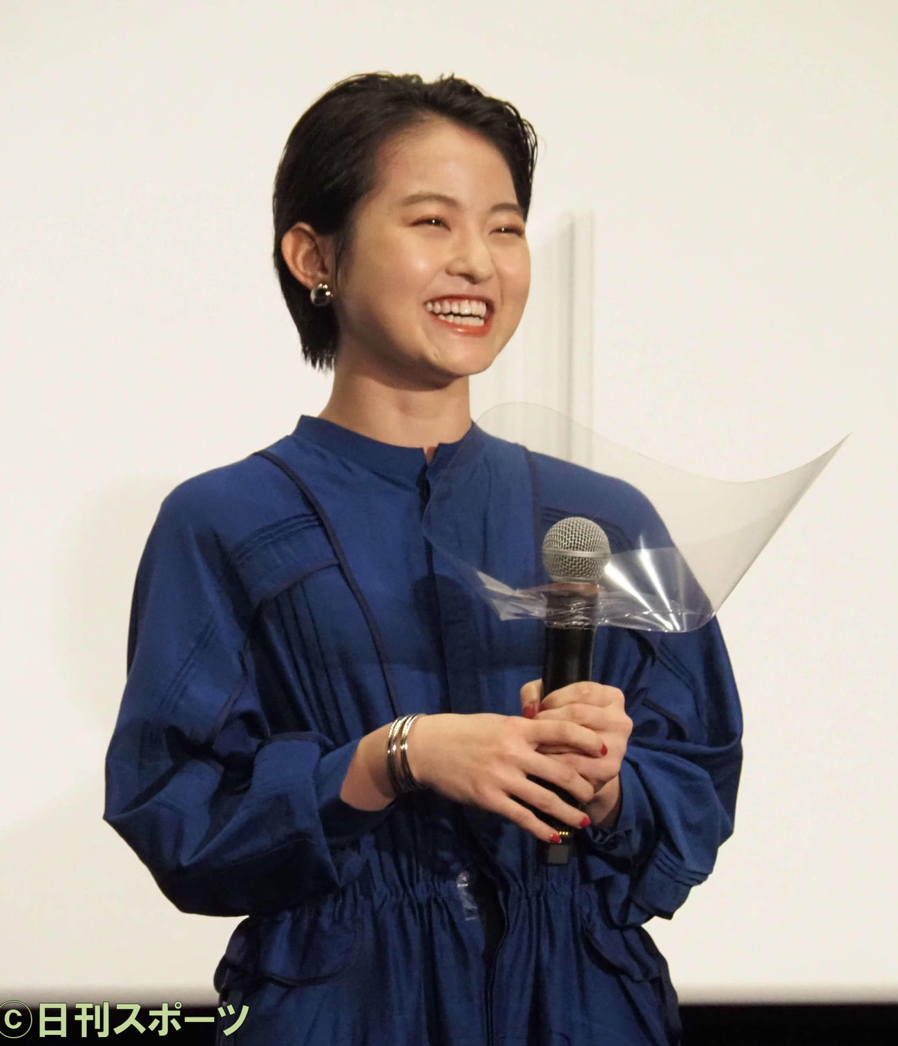映画「サマーフィルムにのって」大ヒット御礼舞台あいさつに出席した伊藤万理華（撮影・遠藤尚子）