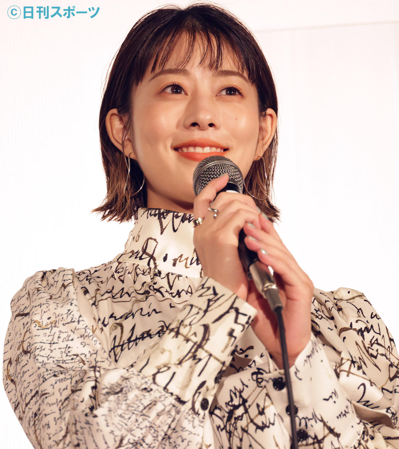 映画「浜の朝日の嘘つきどもと」公開直前イベントで舞台あいさつする高畑充希（撮影・中島郁夫）