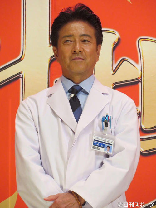 「科捜研の女-劇場版-」(兼崎涼介監督)の公開記念舞台あいさつに登壇した風間トオル(撮影・三須佳夏)