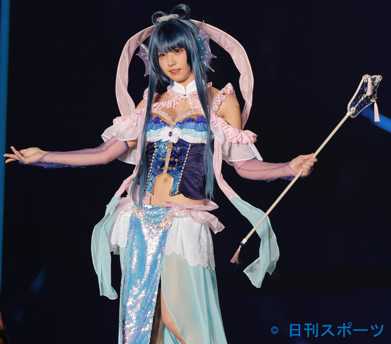 関西コレクションに出演するえなこ（撮影・清水貴仁）