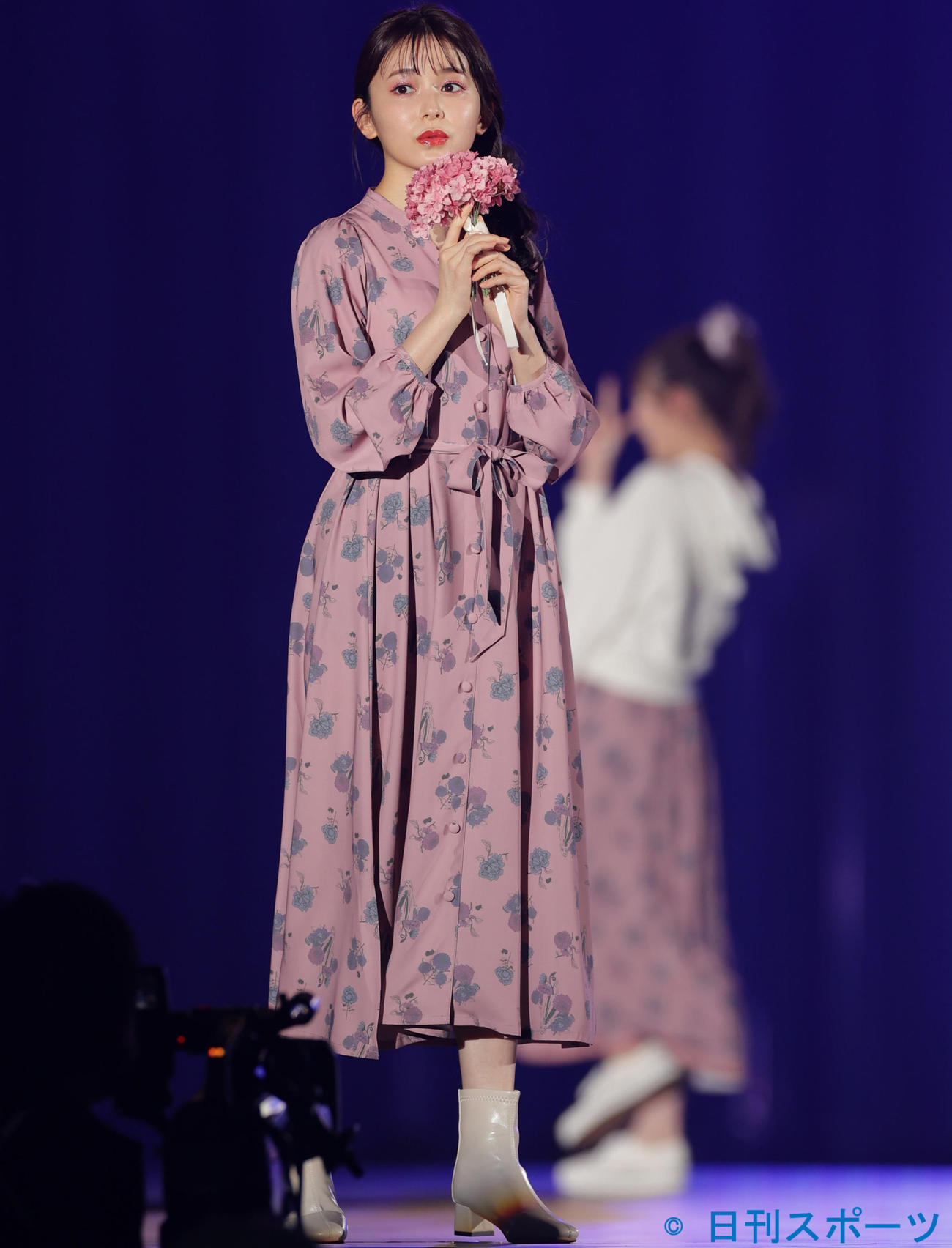 関西コレクションに出演する久間田琳加（撮影・清水貴仁）