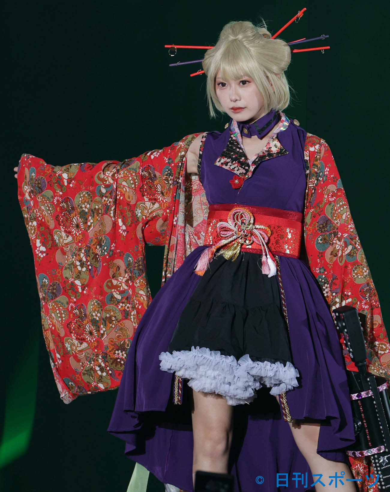関西コレクションに出演する篠崎こころ（撮影・清水貴仁）