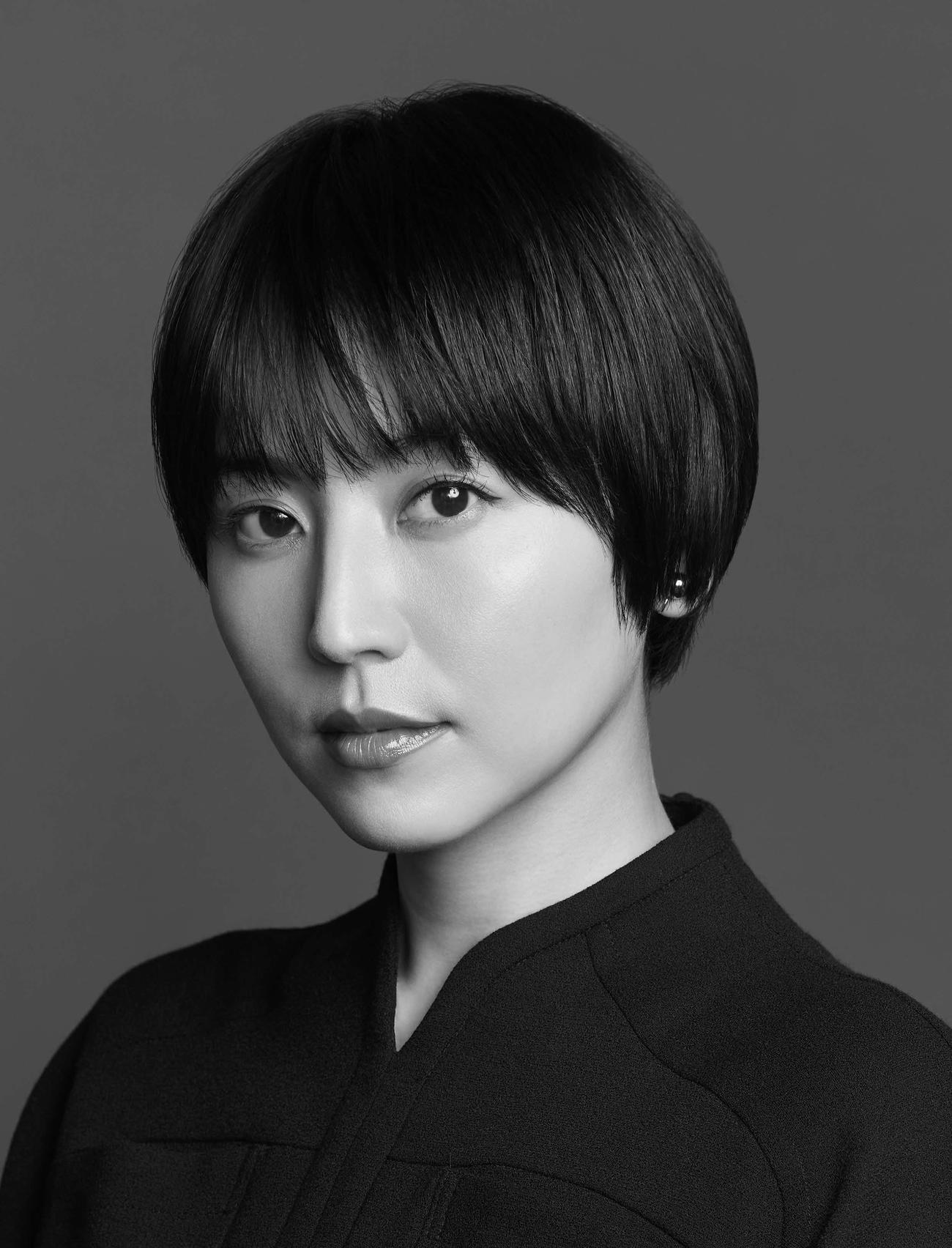 舞台「THE BEE」に出演する長澤まさみ