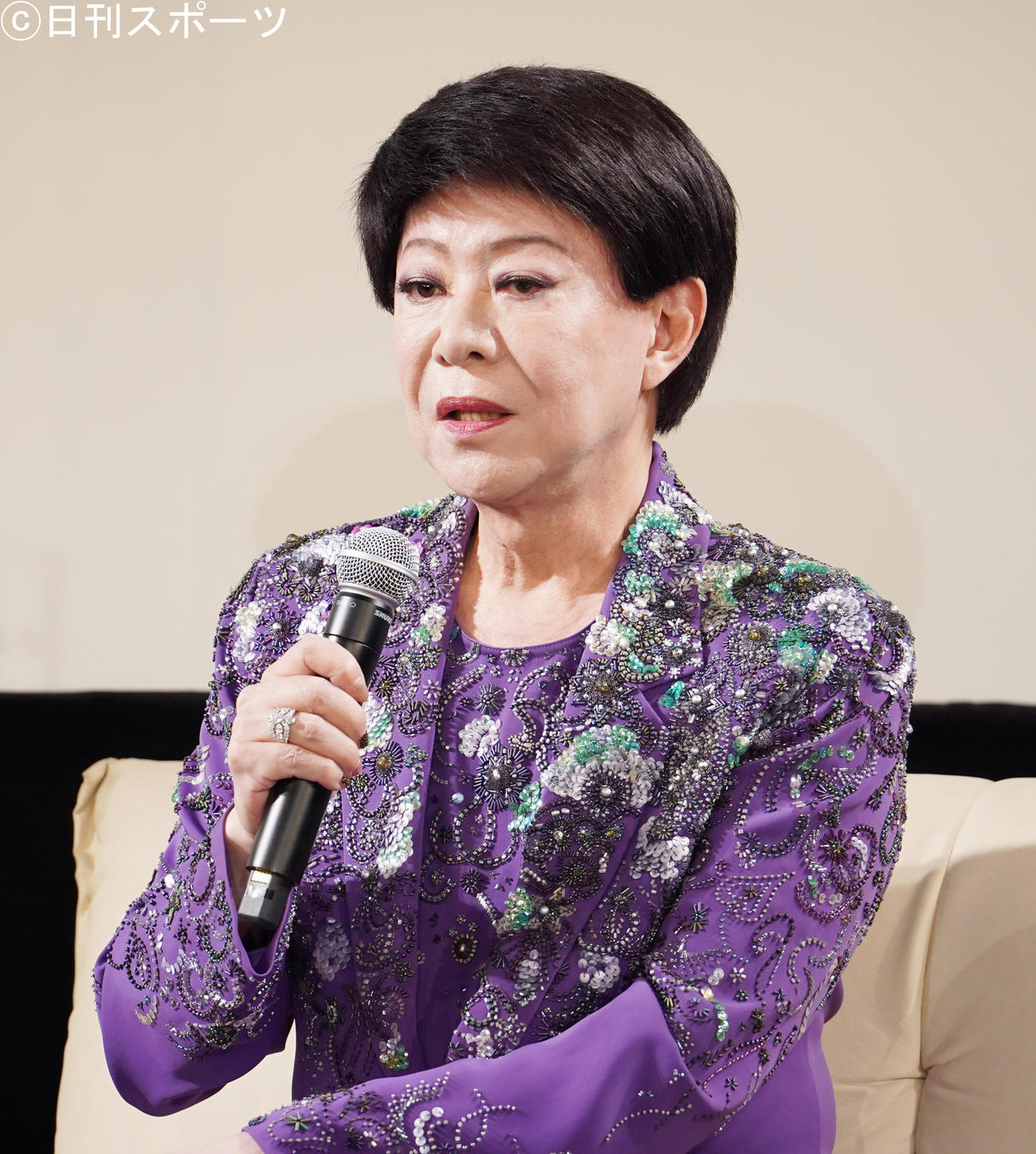 イベントに登壇した、美川憲一（撮影・佐藤勝亮）