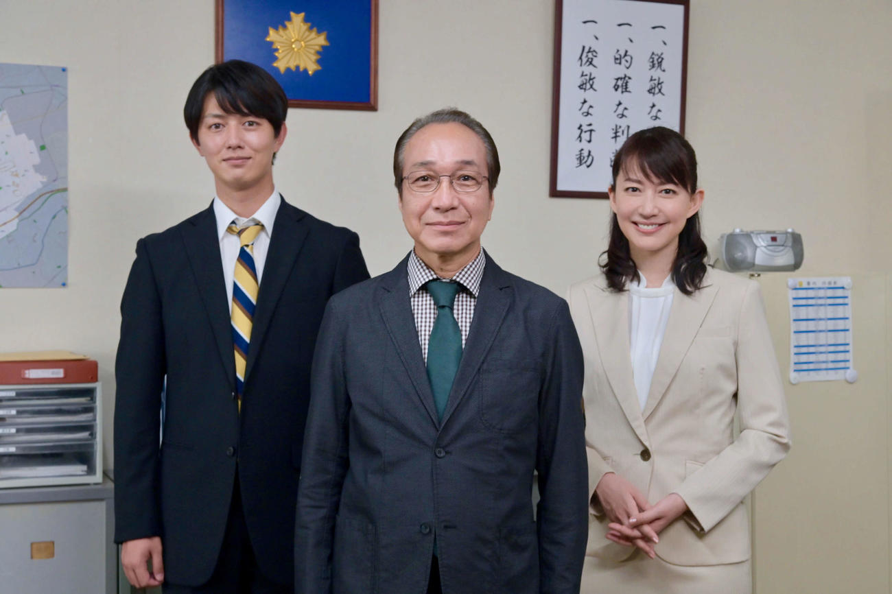 22日放送のテレ朝系ドラマスペシャル「欠点だらけの刑事」に出演する左から工藤阿須加、小日向文世、森口瑤子