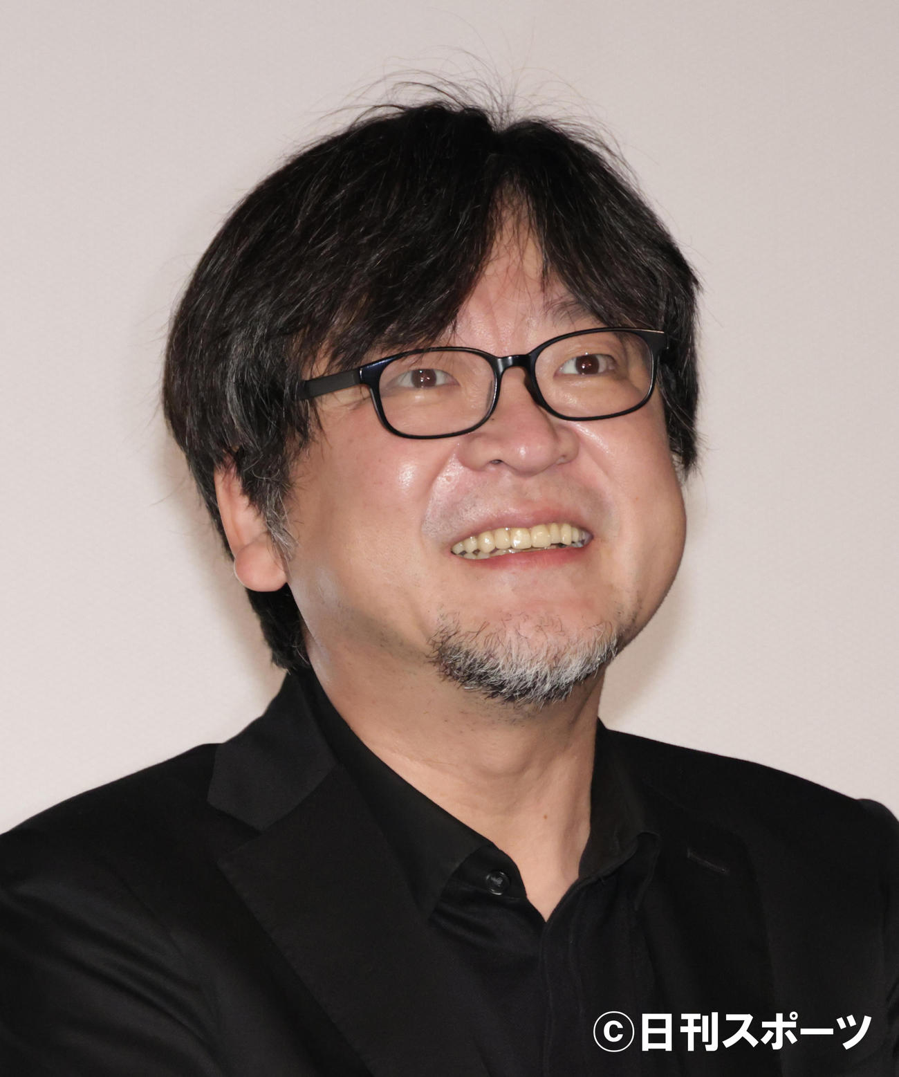 映画「竜とそばかすの姫」の舞台あいさつする細田守監督（撮影・中島郁夫）