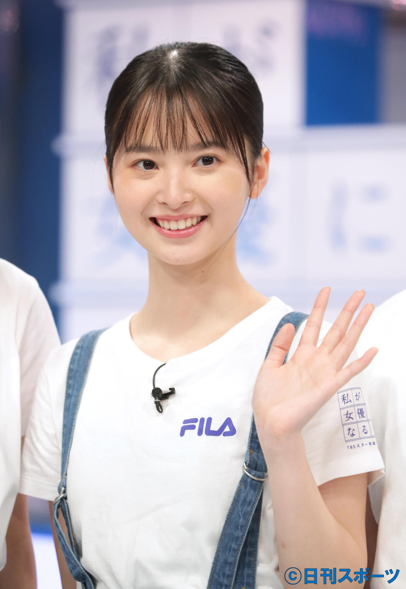 ドラマ出演が決まり笑顔を見せる演技バトル第1位の飯沼愛（撮影・足立雅史）