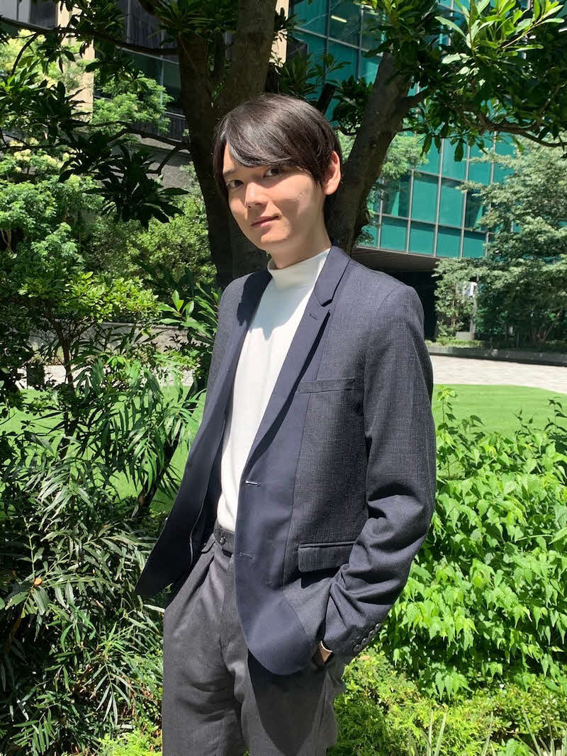 ファンから反響を呼んでいる古川雄輝のポスター撮影オフショット