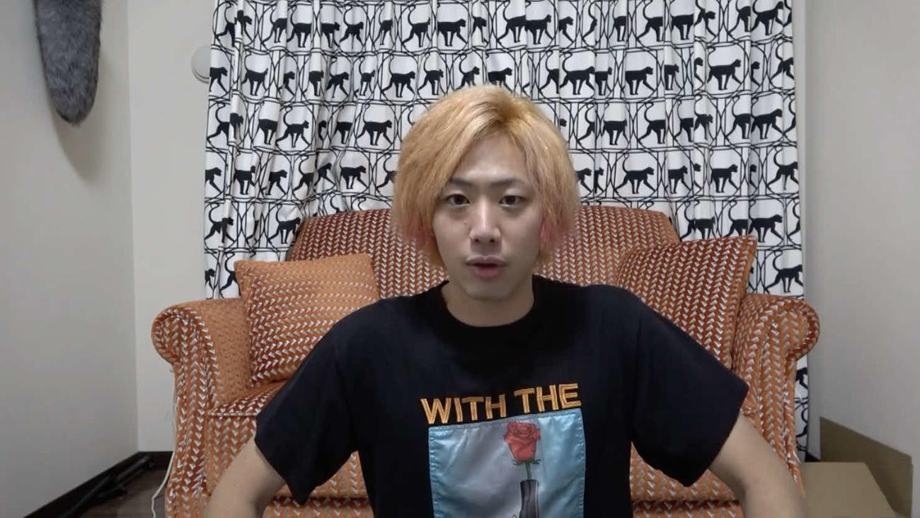 自身の個人YouTubeチャンネルで峯岸みなみとの交際を宣言した「東海オンエア」リーダーてつや（画像提供：UUUM）