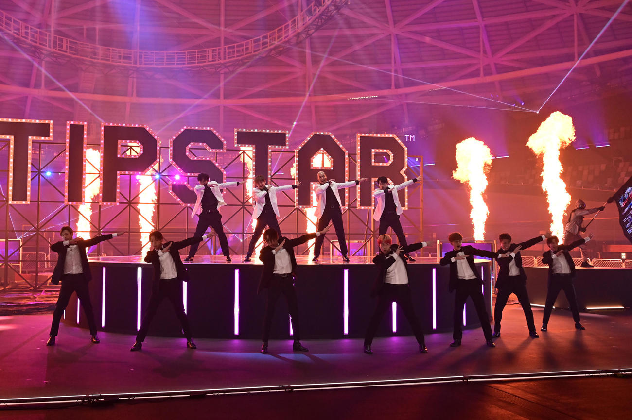 ケイリンアプリ「TIPSTAR」の新CMはライブ会場さながらの演出で撮影が行われた