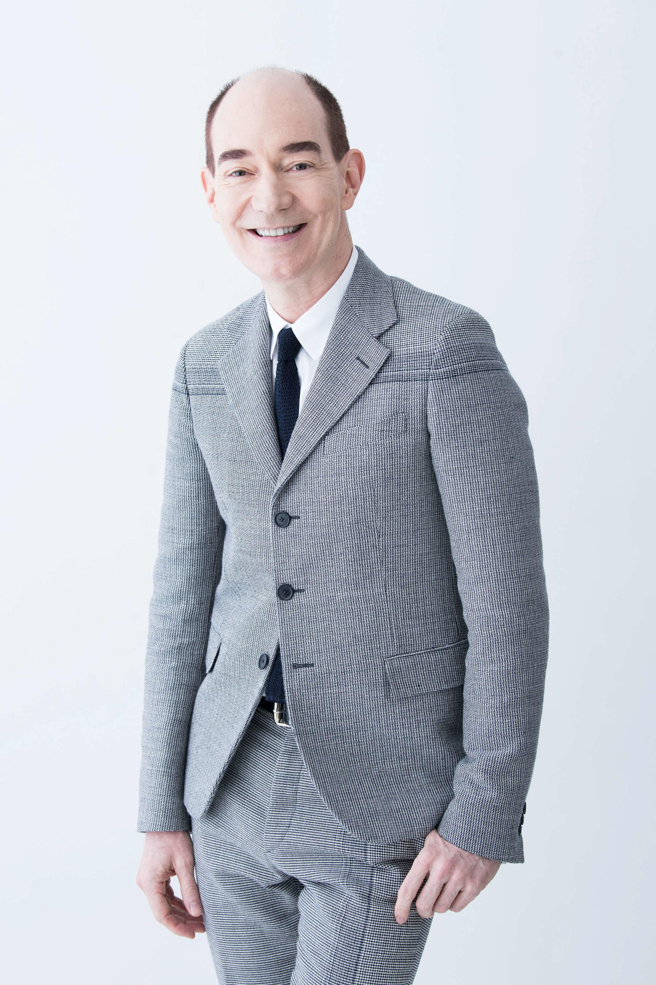 「新派特別公演スペシャル対談」を行うロバート・キャンベル氏