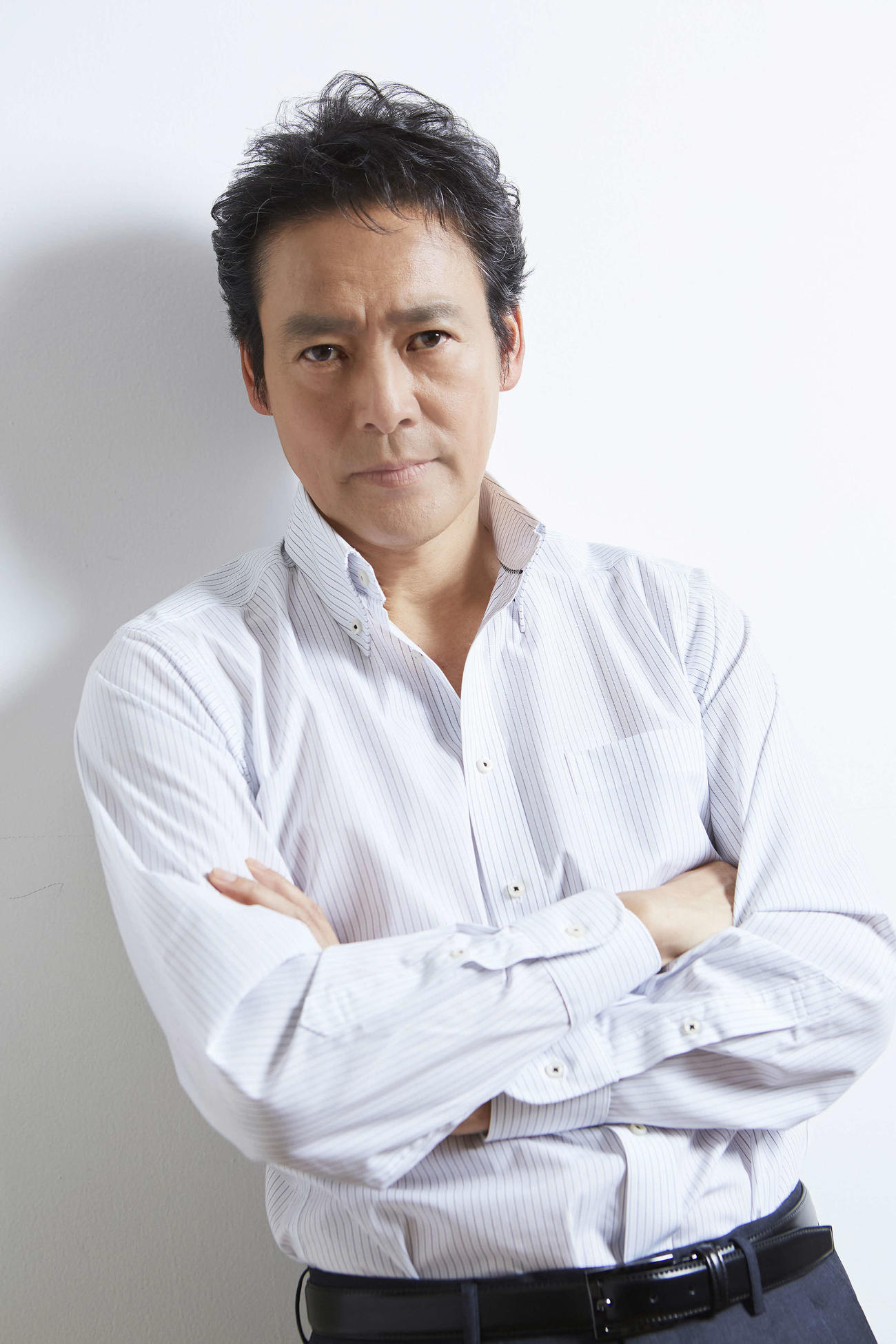 村上弘明