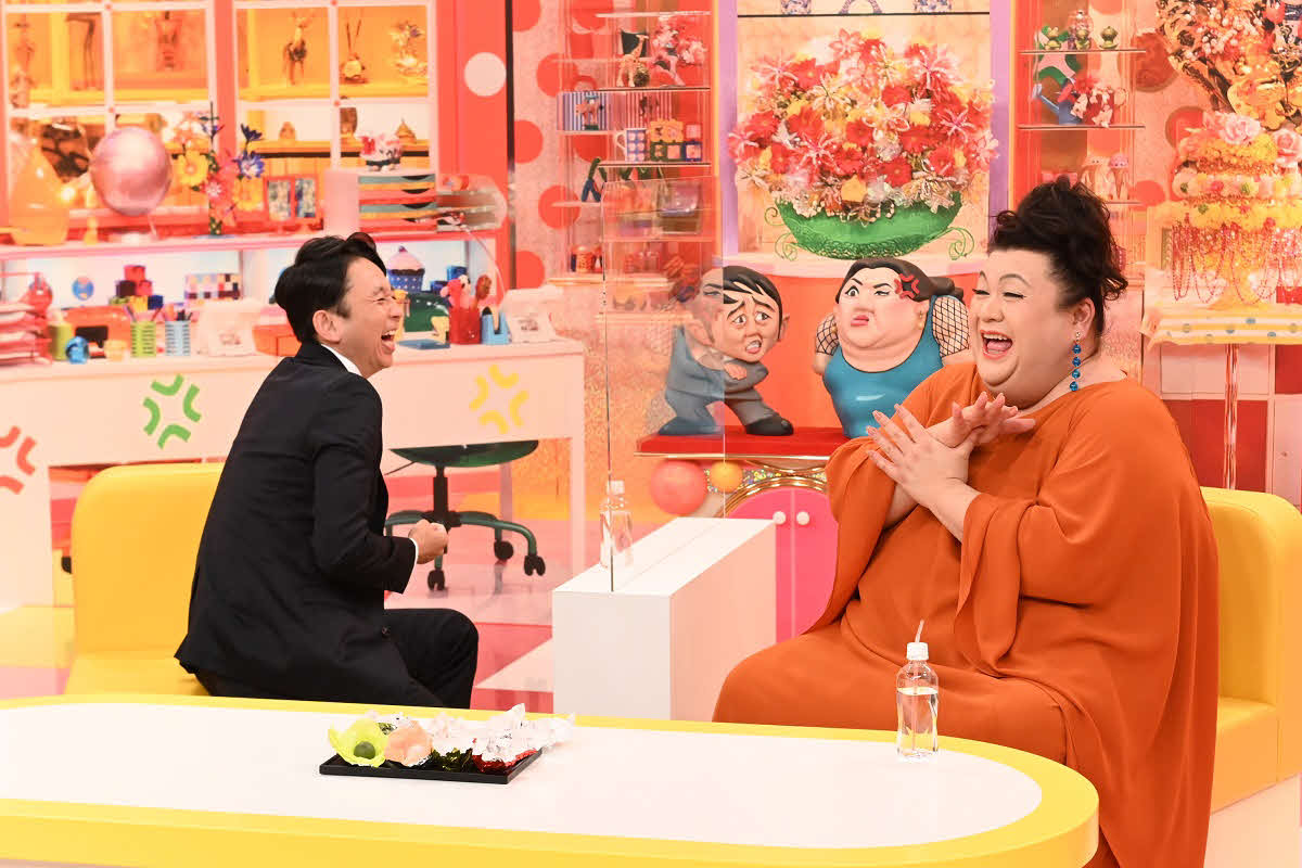 テレビ朝日系特別番組「マツコ＆有吉怒り新党解散生放送スペシャル」に出演する有吉弘行（左）とマツコ・デラックス