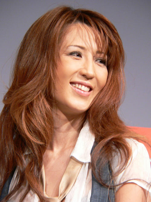 飯島愛さん(06年8月撮影)