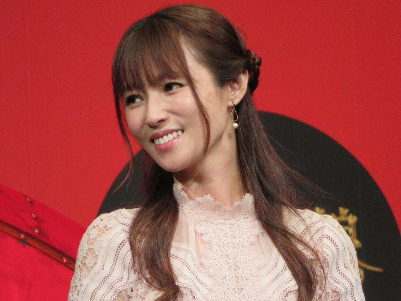 映画「劇場版　ルパンの娘」の公開直前イベントに登壇した深田恭子（撮影・三須佳夏）