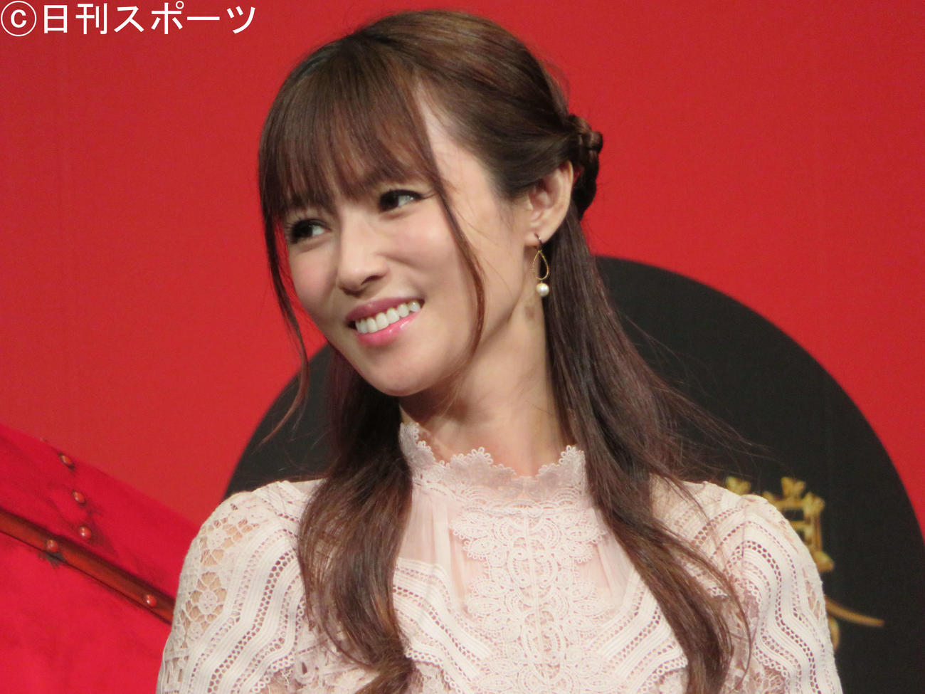 映画「劇場版　ルパンの娘」の公開直前イベントに登壇した深田恭子（撮影・三須佳夏）