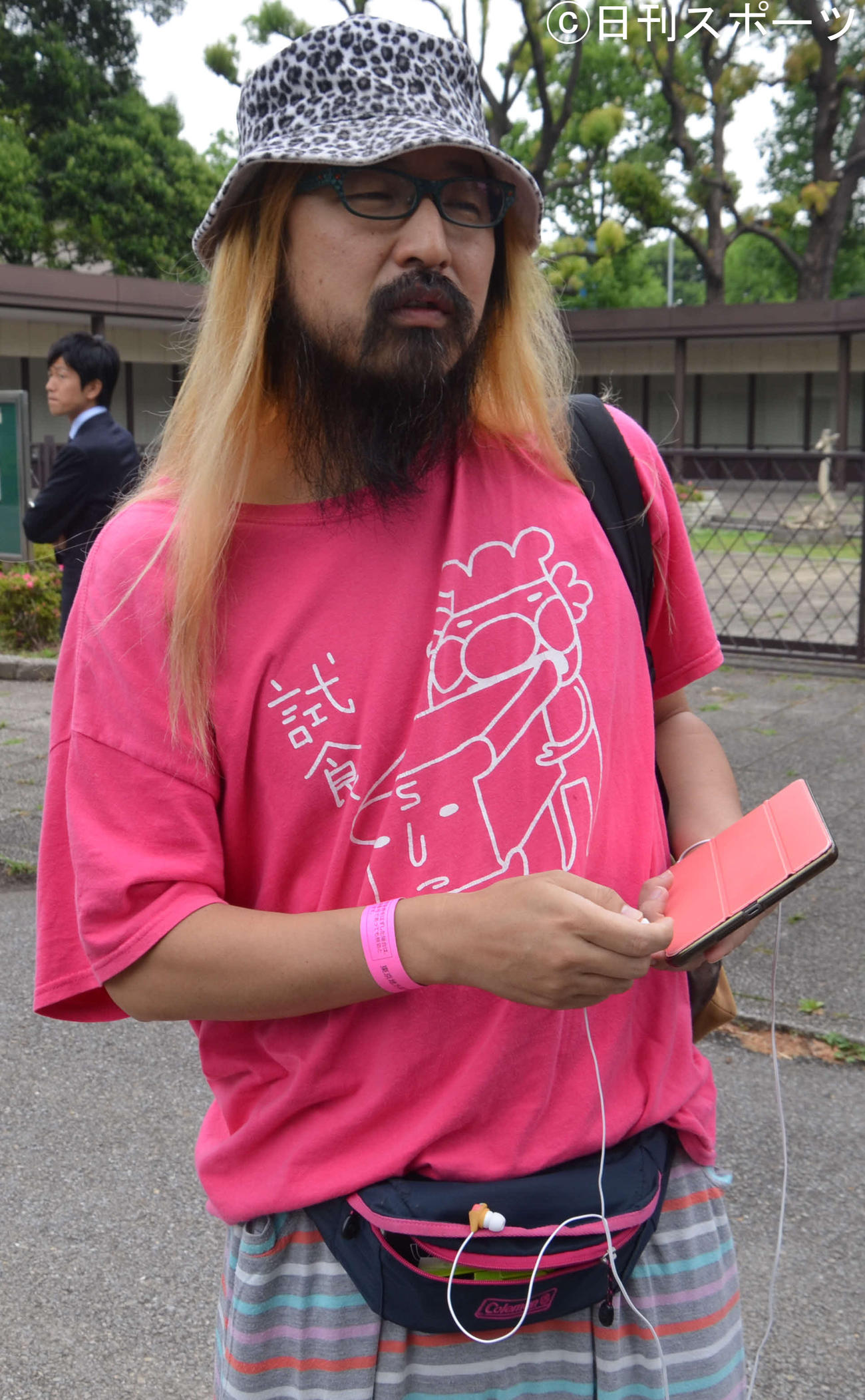 裁判傍聴芸人の阿曽山大噴火（2016年5月撮影）