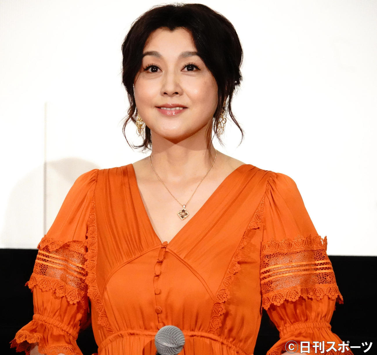 映画「劇場版オトッペ　パパ・ドント・クライ」の公開記念舞台あいさつに出席した藤原紀香（撮影・佐藤成）