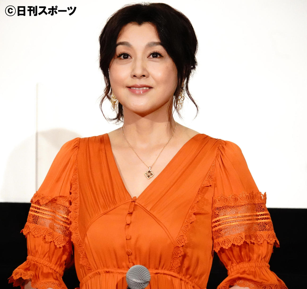 映画「劇場版オトッペ　パパ・ドント・クライ」の公開記念舞台あいさつに出席した藤原紀香（撮影・佐藤成）