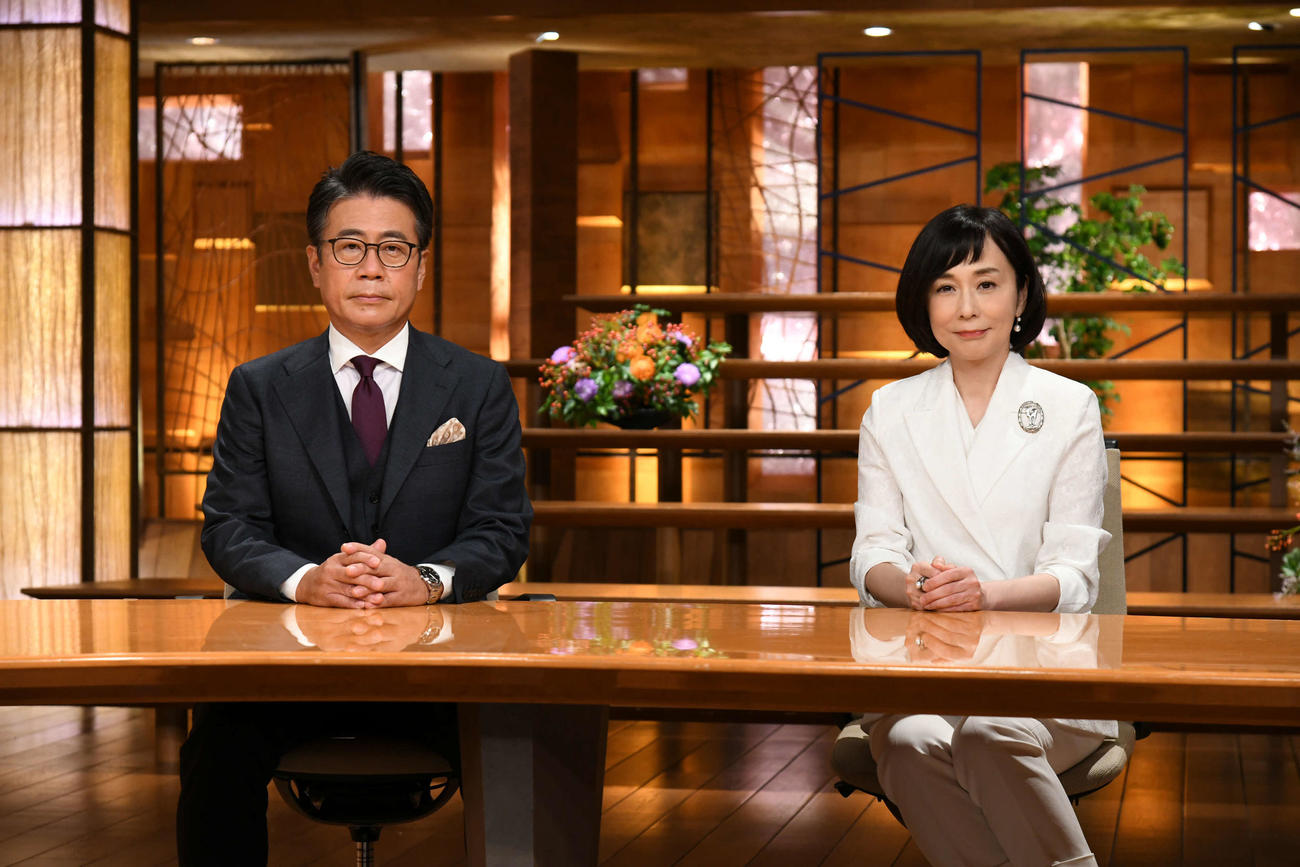 31日放送のテレビ朝日系「選挙ステーション2021」第1部でMCを務める大越健介（左）と大下容子