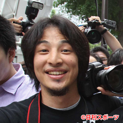2ちゃんねる創設者の西村博之(ひろゆき)氏(2011年6月撮影)