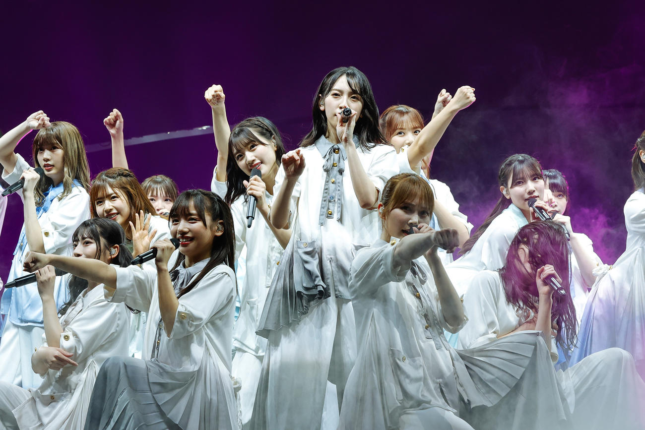 全国ツアー「全国おひさま化計画2021」千秋楽公演を開催した日向坂46