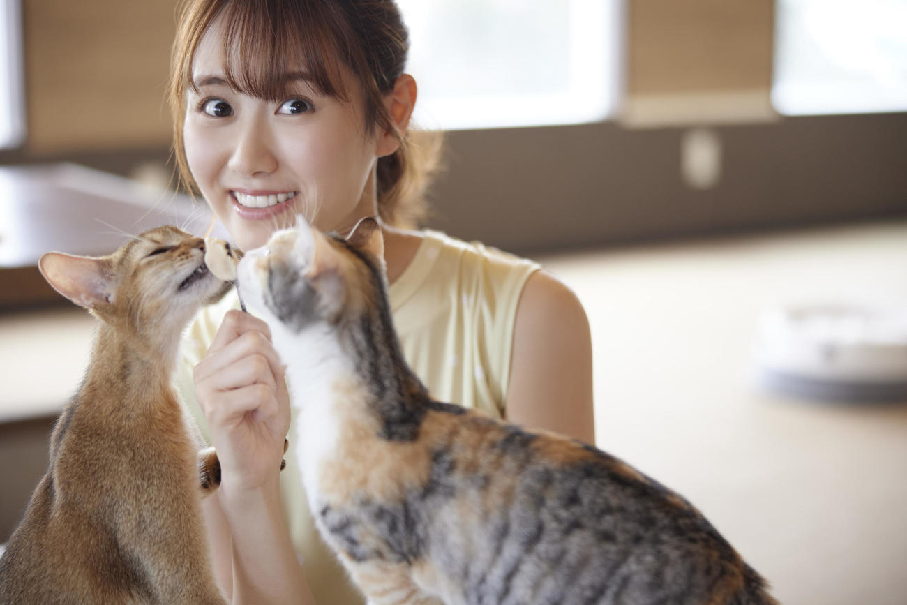 ファースト写真集「あの頃も今も」を発売するNGT48西潟茉莉奈（撮影・吉田崇）