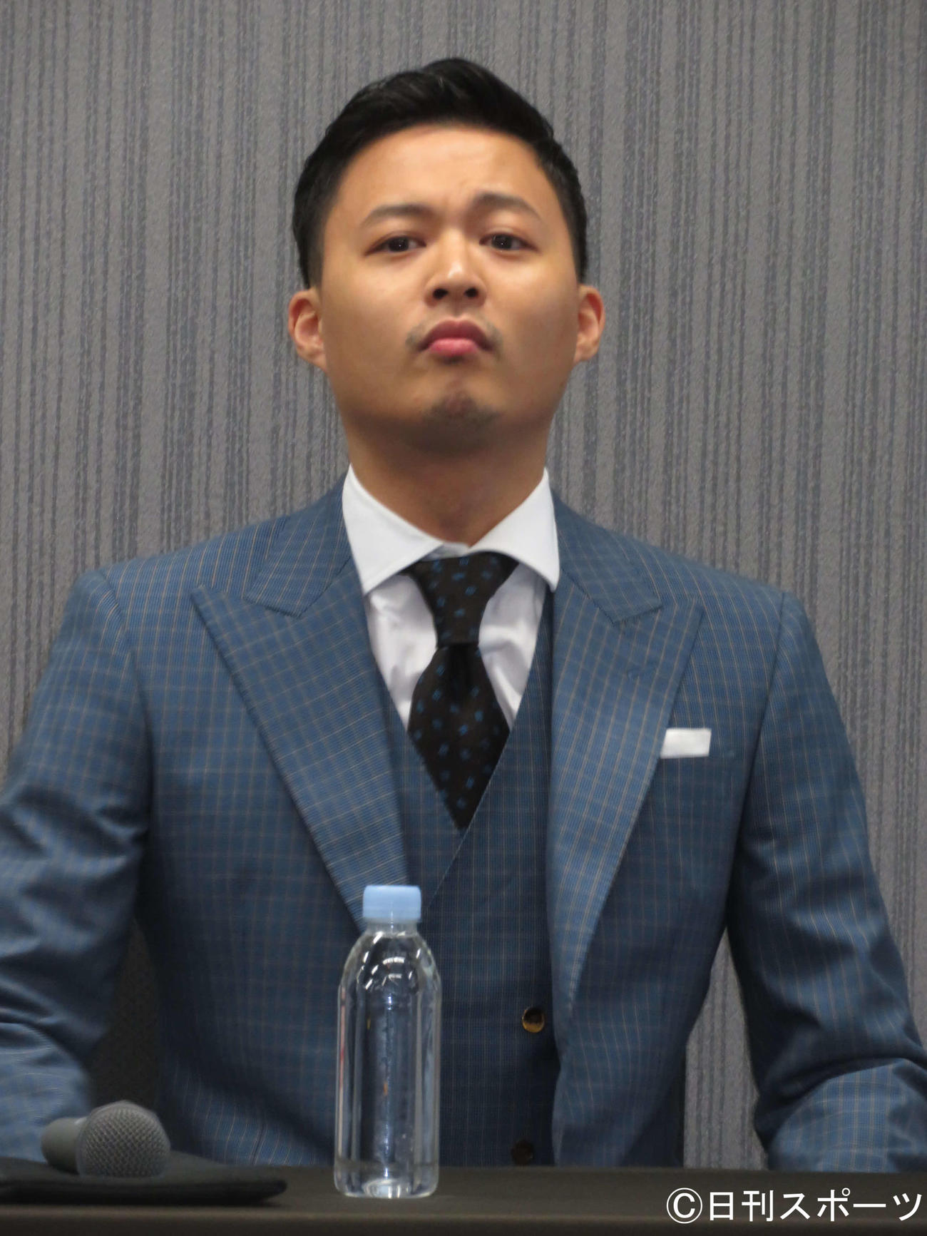 短編映画「残照のかなたに」製作発表会見に出席した花田優一（撮影・村上幸将）