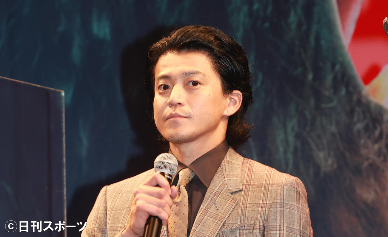 小栗旬（2021年6月撮影）