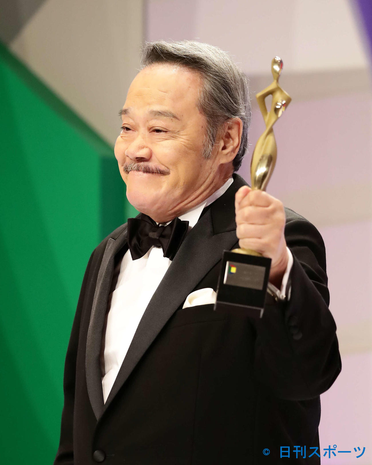 「東京ドラマアウォード2021」で助演男優賞を受賞した西田敏行（撮影・丹羽敏通）