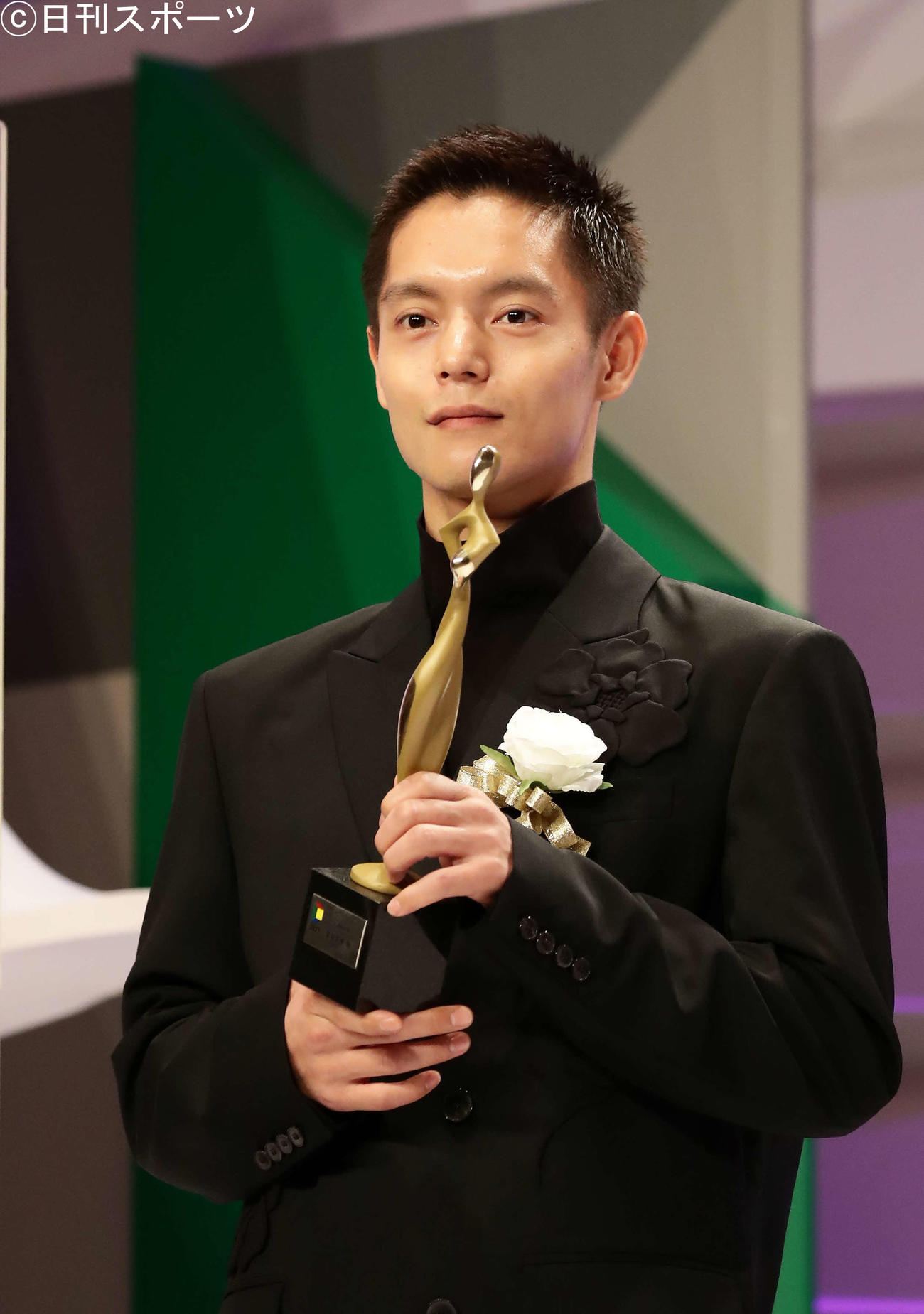 「東京ドラマアウォード2021」で主演男優賞を受賞した窪田正孝（撮影・丹羽敏通）