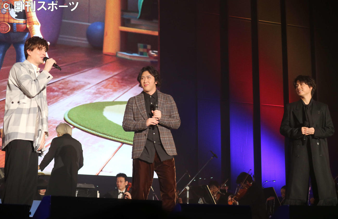 「新ディズニープラス　セレブレーションナイト」に出演した、左から城田優、尾上松也、山崎育三郎